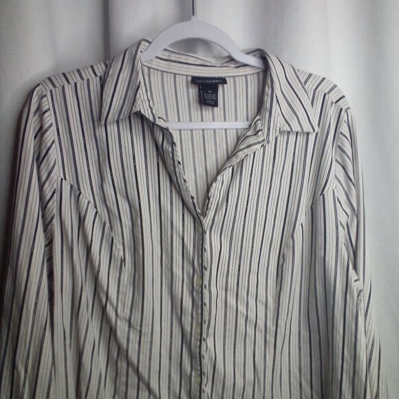 Lane Bryant Blouse 20 Women Button Up Long Sleeve Stripe White Silver Black - Picture 13 of 16